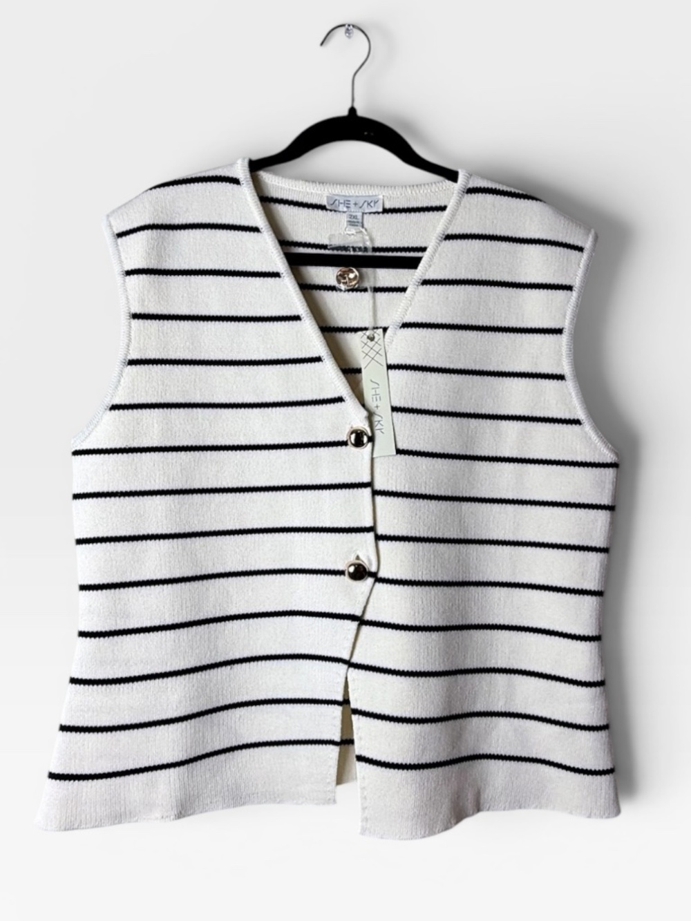 She + Sky Button Up Sweater Vest Size 2XL Black and White Sleeveless NWT (R)